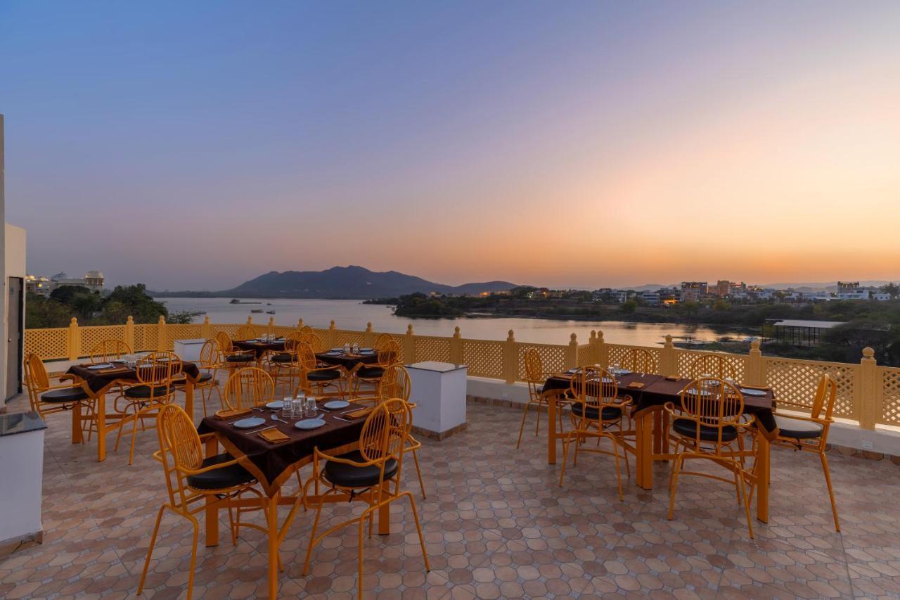 Hotel Haveli Jai Durga At Pichola Lake Udaipur Exterior foto